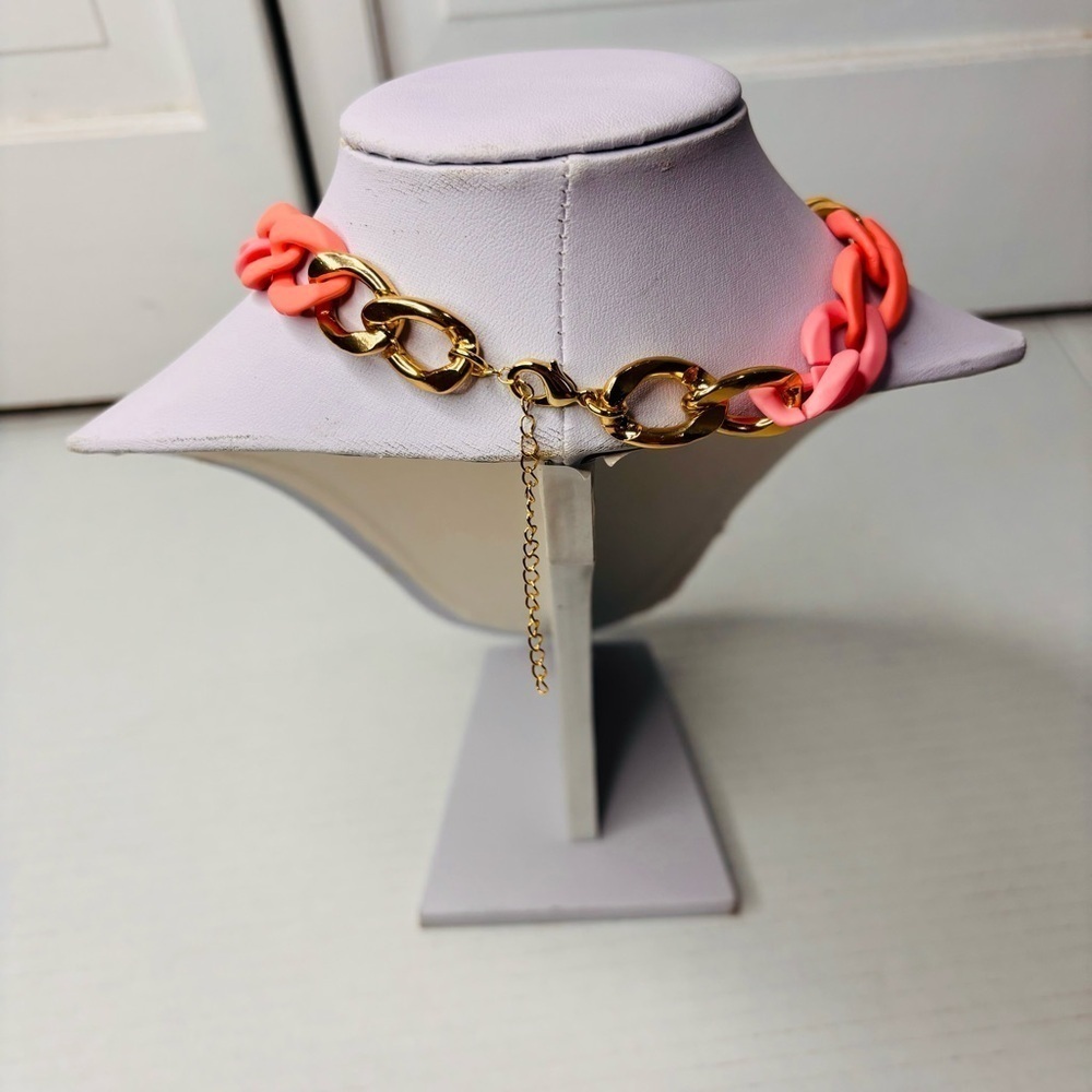 New ADORNIA Pink Curb Chain Necklace - Picture 6 of 8